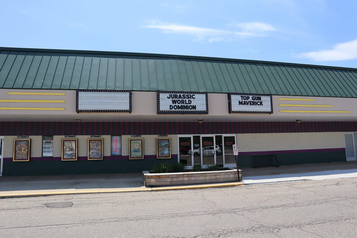 Riverside Cinemas - June 11 2022 Photo (newer photo)